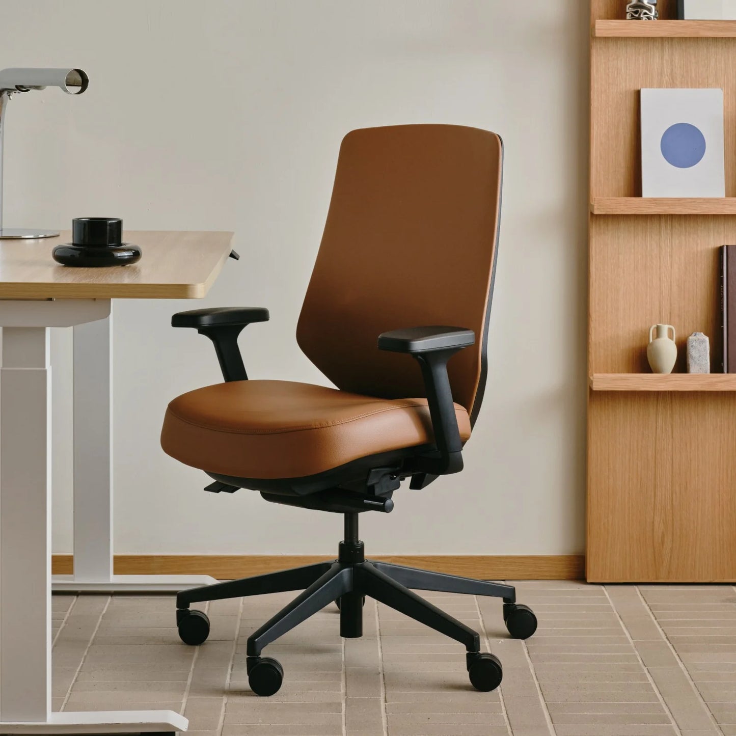 Open Box - Ergonomic Chair Pro