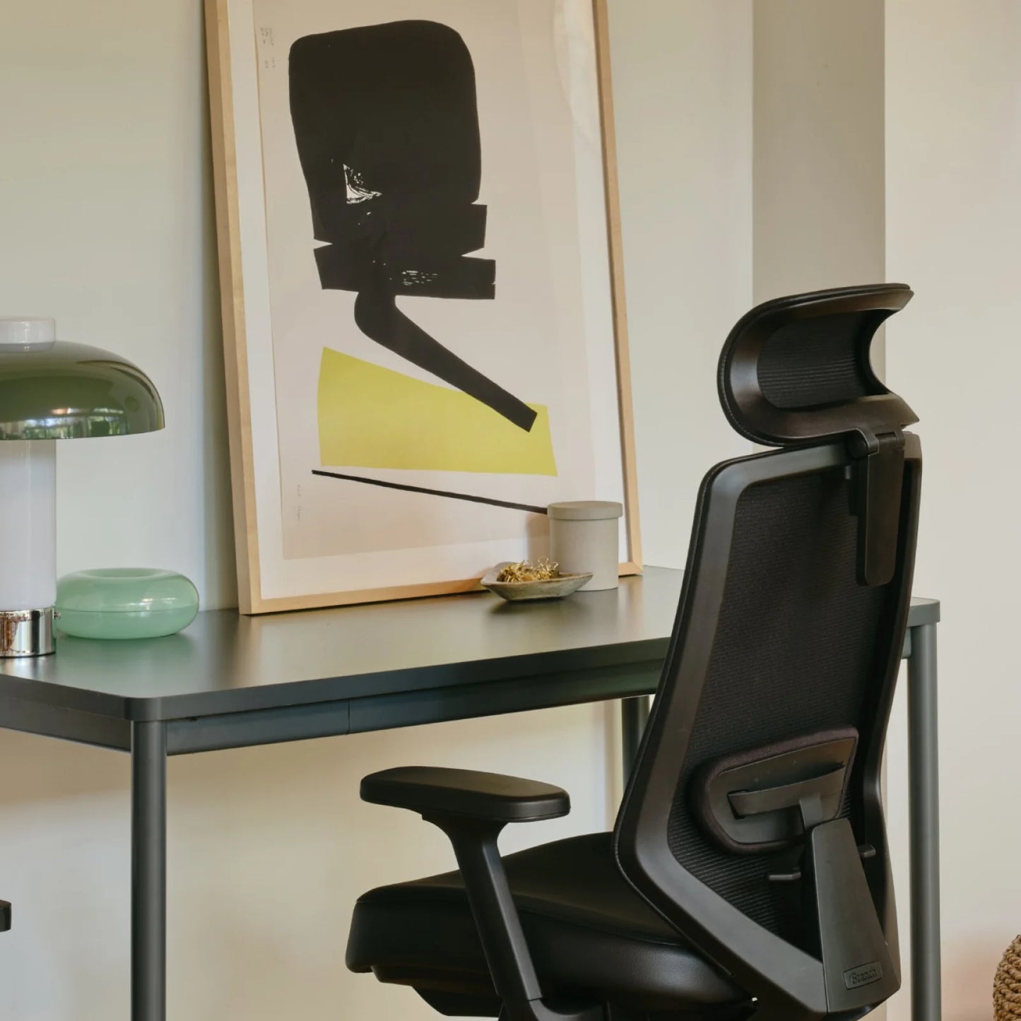 Open Box - Ergonomic Pro Headrest