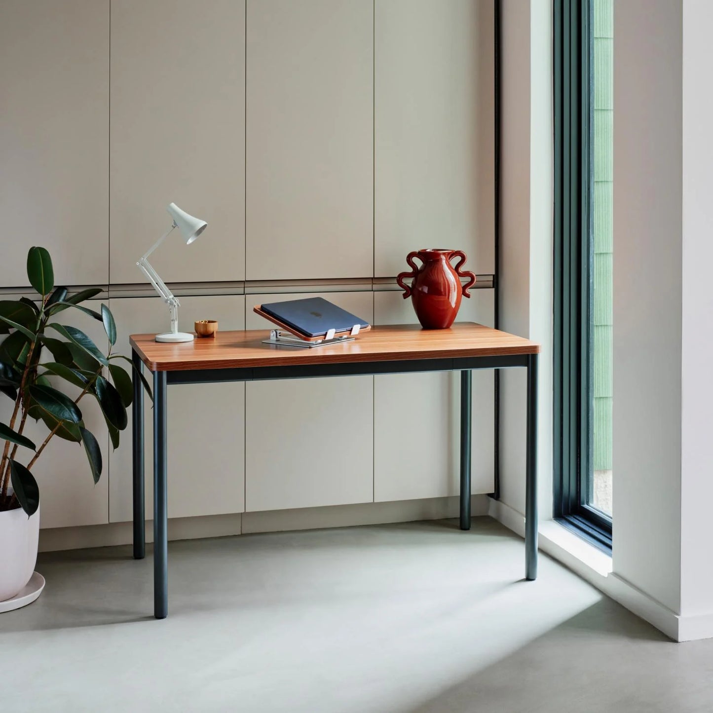 Open Box - Daily Desk