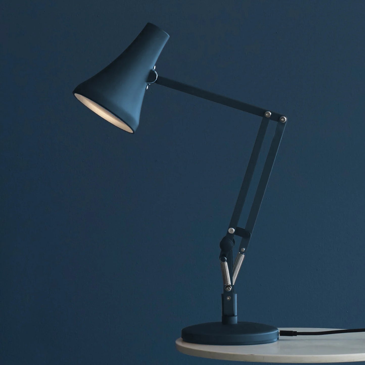 Open Box - 90 Mini Mini Desk Lamp